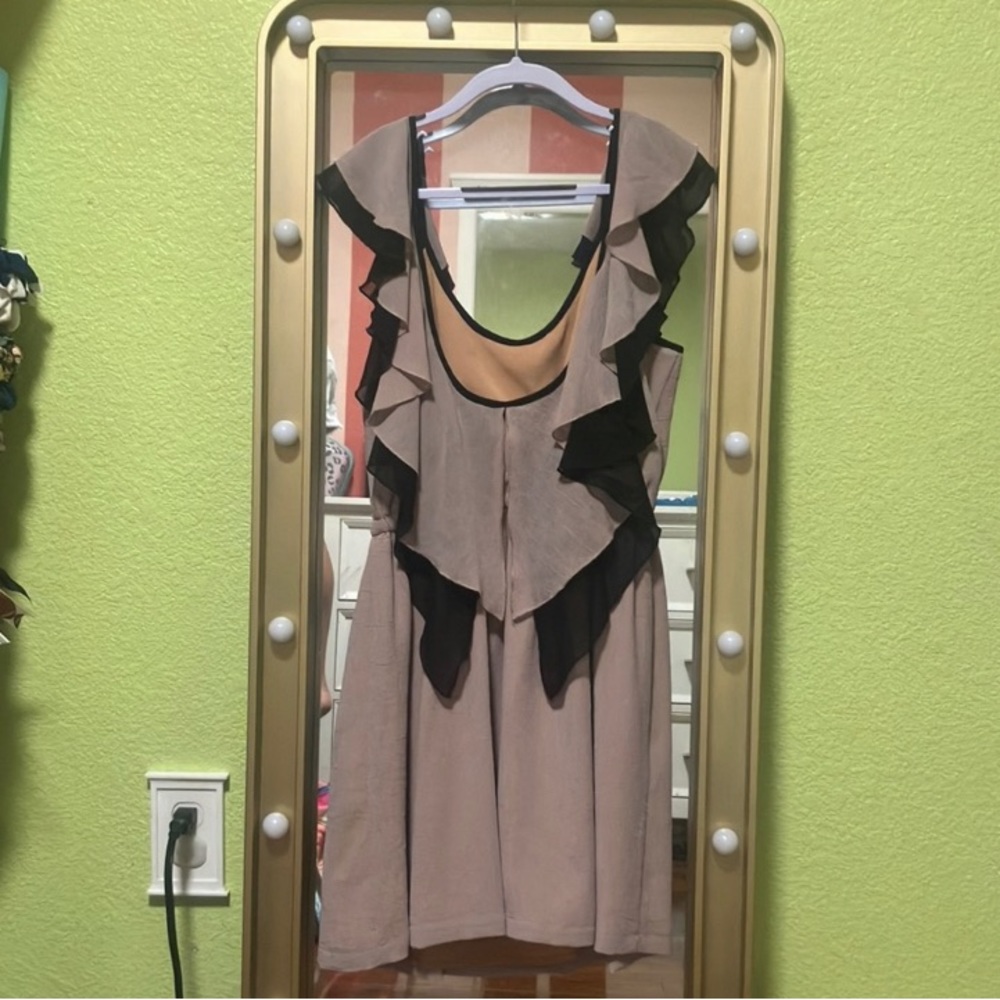NEW WITH TAGS t.l.h by hype grey/bronze and black dress | women’s size small